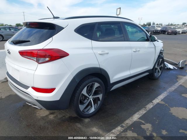 Photo 3 VIN: KM8J33A29HU573251 - HYUNDAI TUCSON 