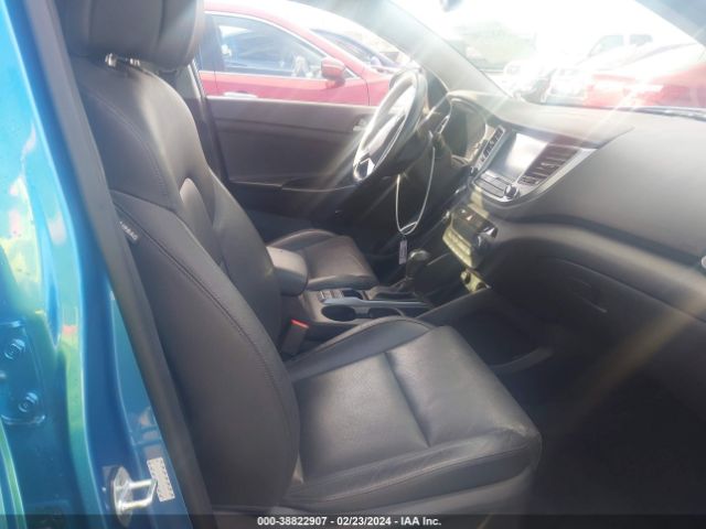 Photo 4 VIN: KM8J33A29JU623538 - HYUNDAI TUCSON 