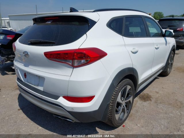 Photo 3 VIN: KM8J33A29JU639528 - HYUNDAI TUCSON 