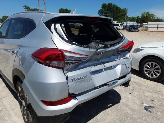 Photo 8 VIN: KM8J33A29JU771463 - HYUNDAI TUCSON 