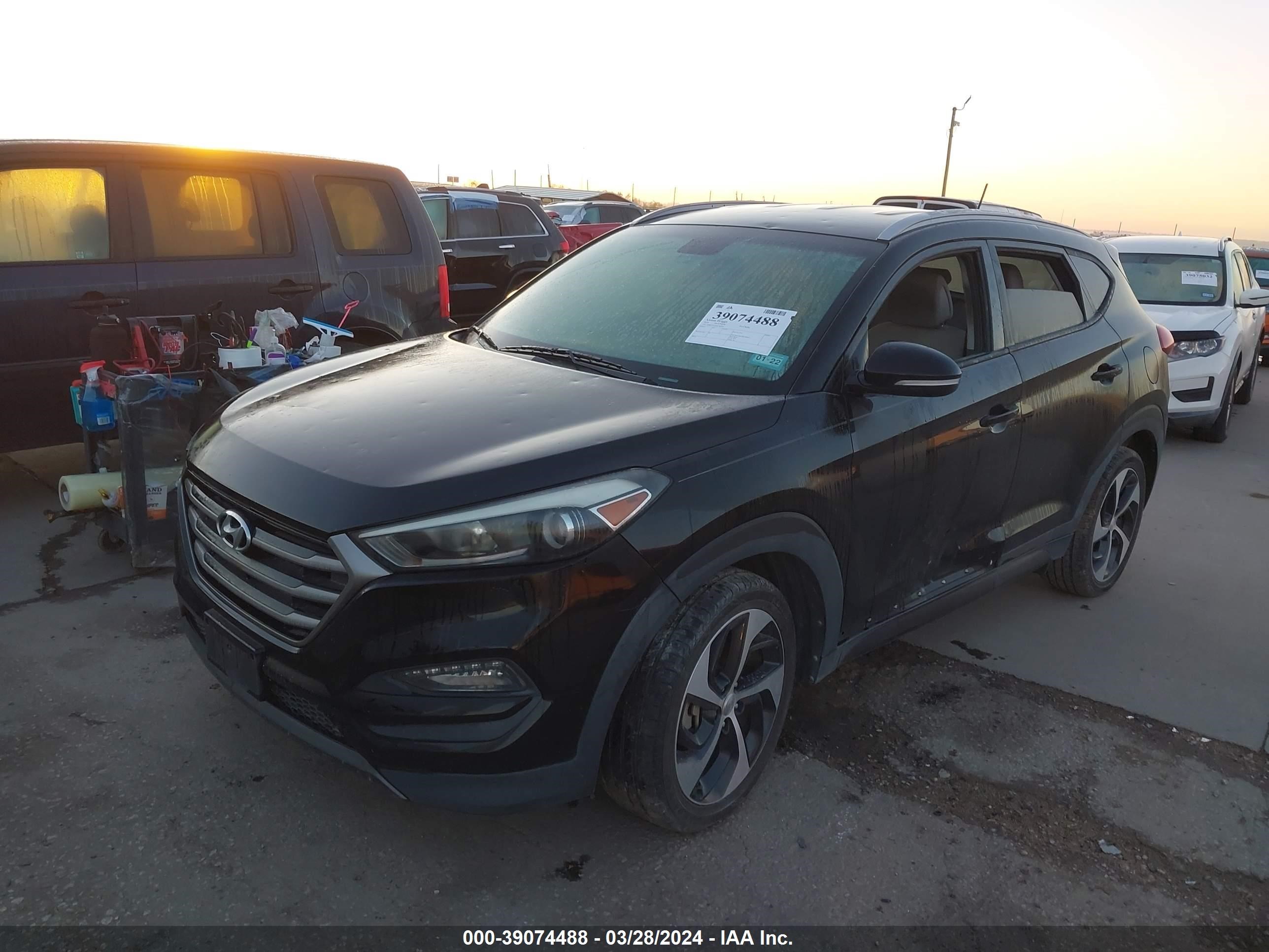 Photo 1 VIN: KM8J33A2XGU028707 - HYUNDAI TUCSON 