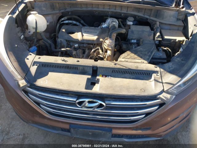 Photo 9 VIN: KM8J33A2XGU070066 - HYUNDAI TUCSON 