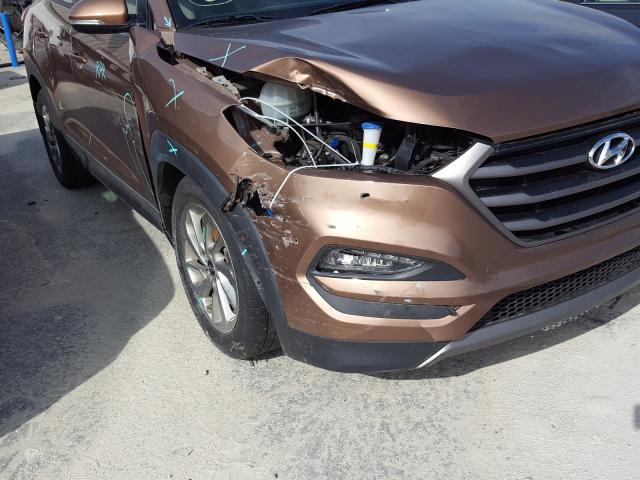 Photo 8 VIN: KM8J33A2XGU120805 - HYUNDAI TUCSON 