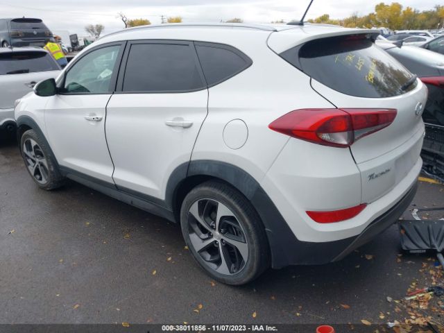 Photo 2 VIN: KM8J33A2XGU123493 - HYUNDAI TUCSON 