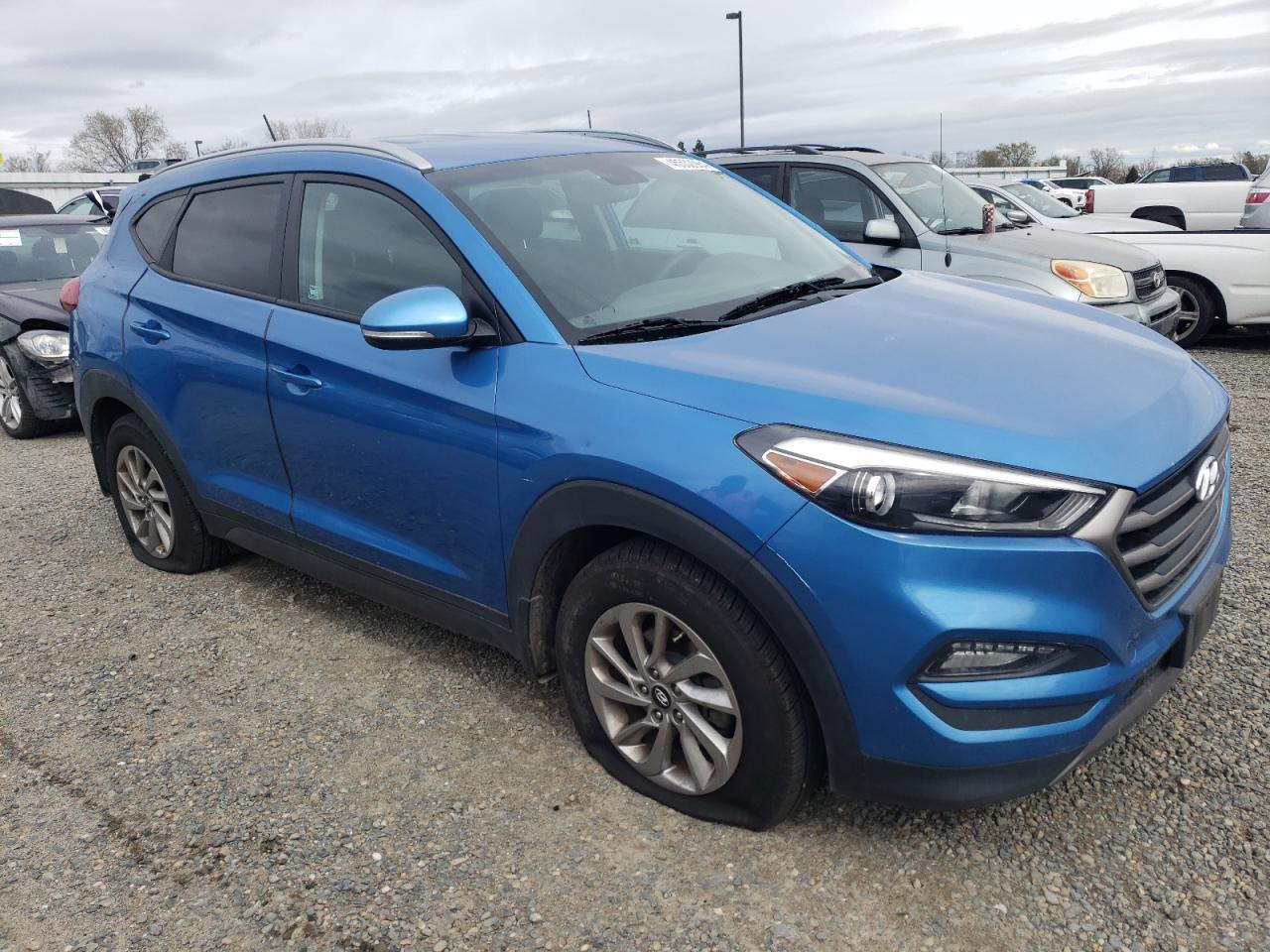 Photo 3 VIN: KM8J33A2XGU125776 - HYUNDAI TUCSON 