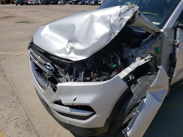 Photo 8 VIN: KM8J33A2XGU149639 - HYUNDAI TUCSON LIM 