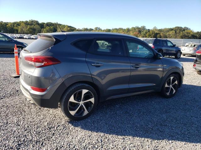 Photo 2 VIN: KM8J33A2XGU230799 - HYUNDAI TUCSON LIM 