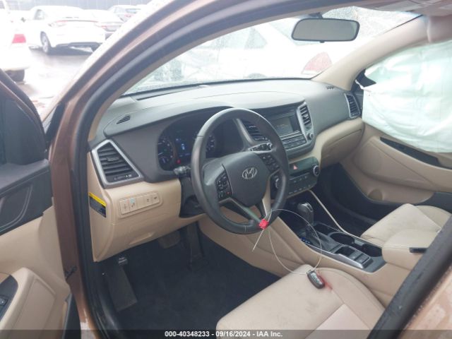 Photo 4 VIN: KM8J33A2XGU253905 - HYUNDAI TUCSON 