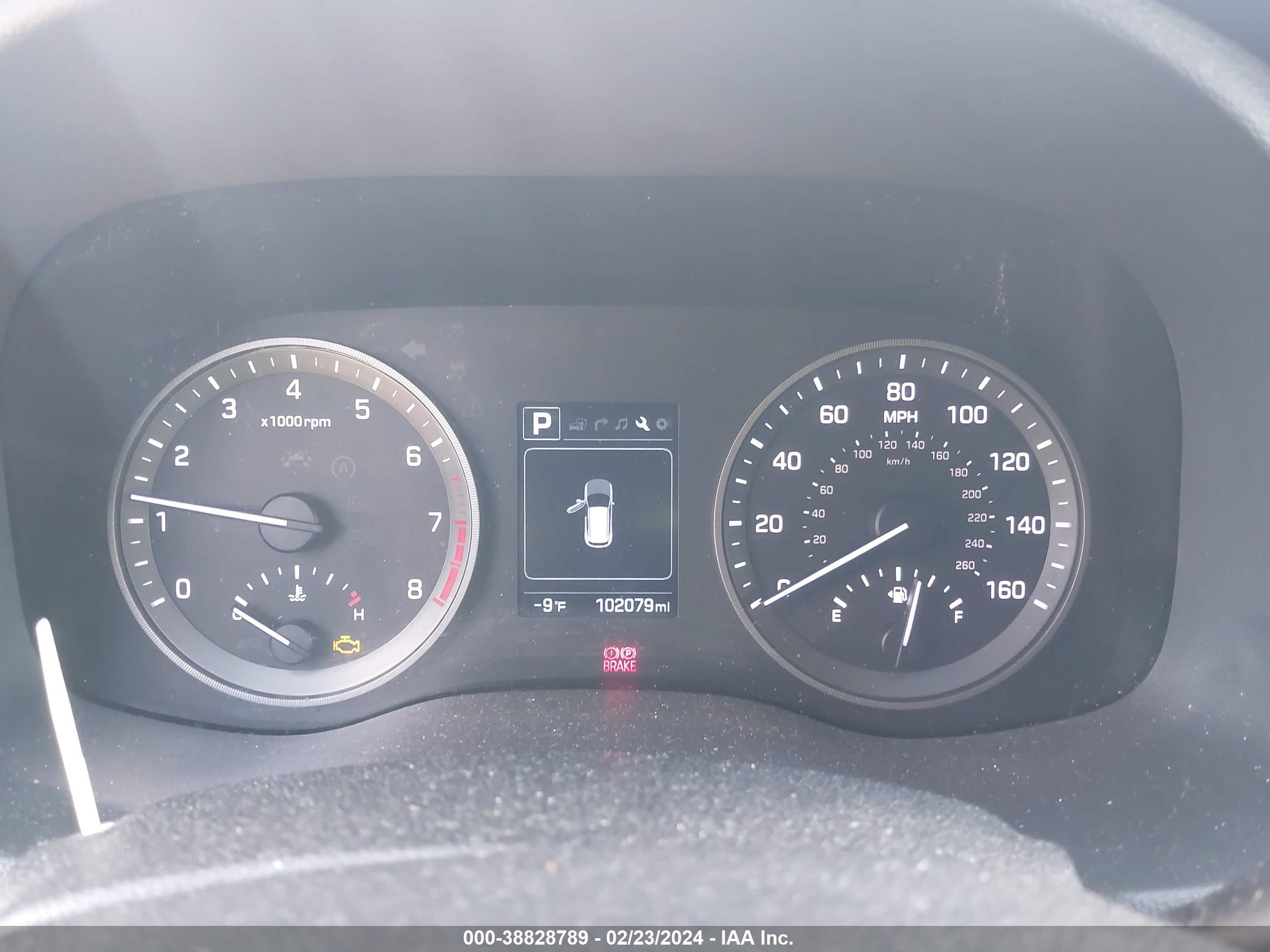 Photo 6 VIN: KM8J33A2XHU278787 - HYUNDAI TUCSON 