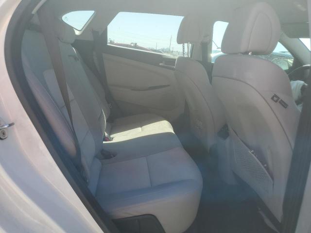 Photo 10 VIN: KM8J33A2XHU279597 - HYUNDAI TUCSON LIM 