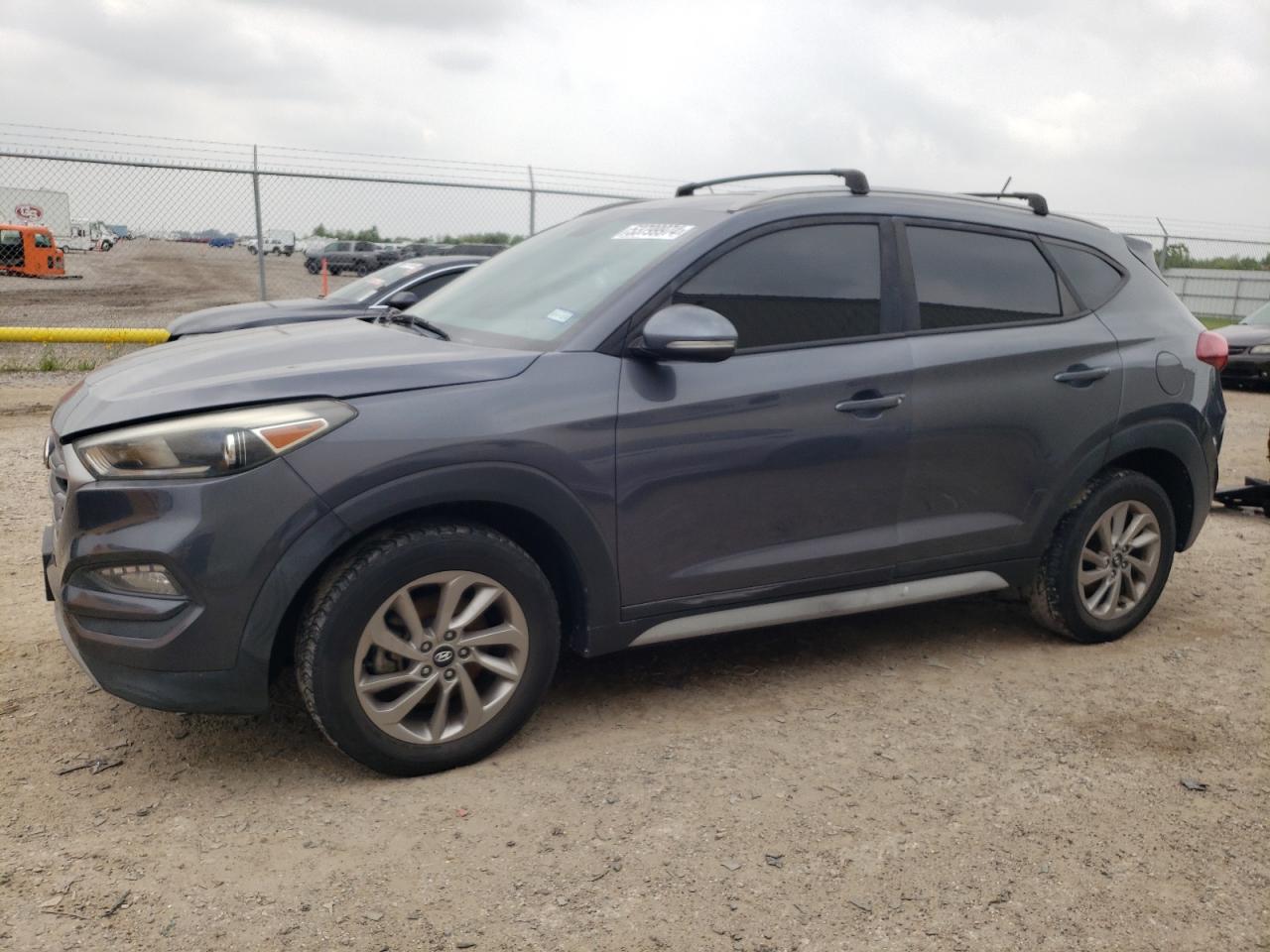 Photo 0 VIN: KM8J33A2XHU538637 - HYUNDAI TUCSON 