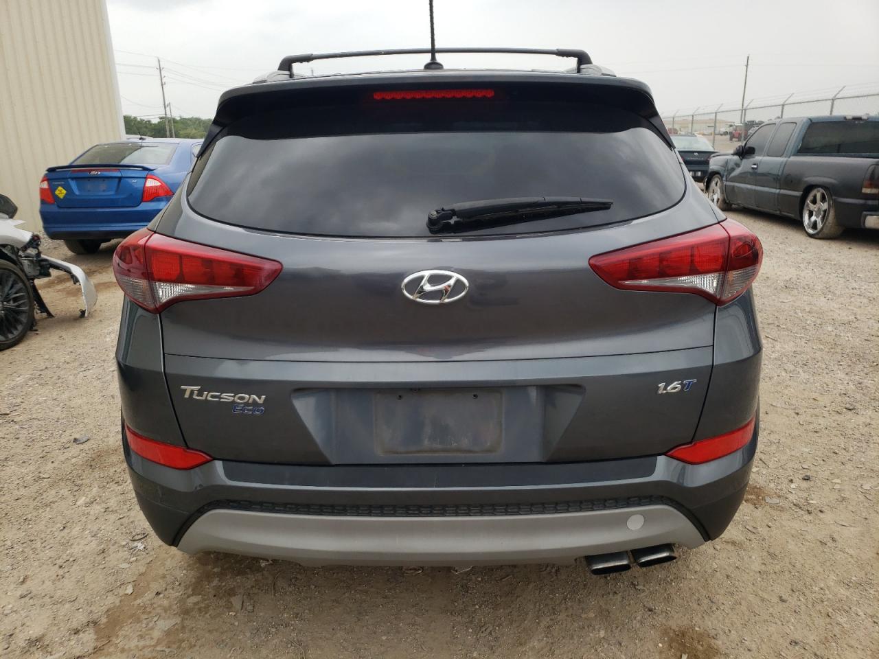 Photo 5 VIN: KM8J33A2XHU538637 - HYUNDAI TUCSON 