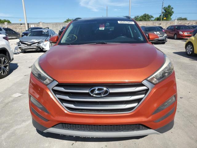 Photo 4 VIN: KM8J33A2XHU560721 - HYUNDAI TUCSON LIM 