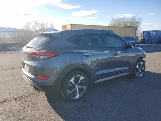 Photo 2 VIN: KM8J33A2XHU561125 - HYUNDAI TUCSON LIM 