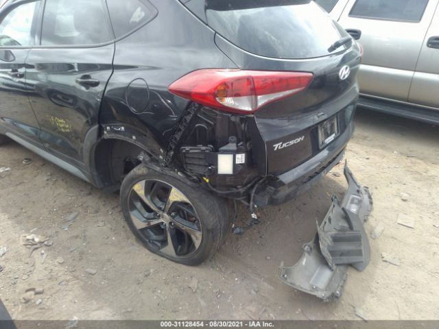 Photo 5 VIN: KM8J33A2XHU566812 - HYUNDAI TUCSON 