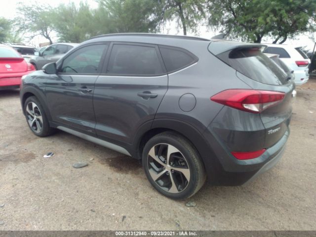 Photo 2 VIN: KM8J33A2XJU794895 - HYUNDAI TUCSON 