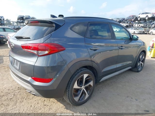 Photo 3 VIN: KM8J33A2XJU804521 - HYUNDAI TUCSON 