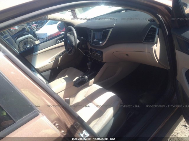 Photo 4 VIN: KM8J33A40GU032542 - HYUNDAI TUCSON 