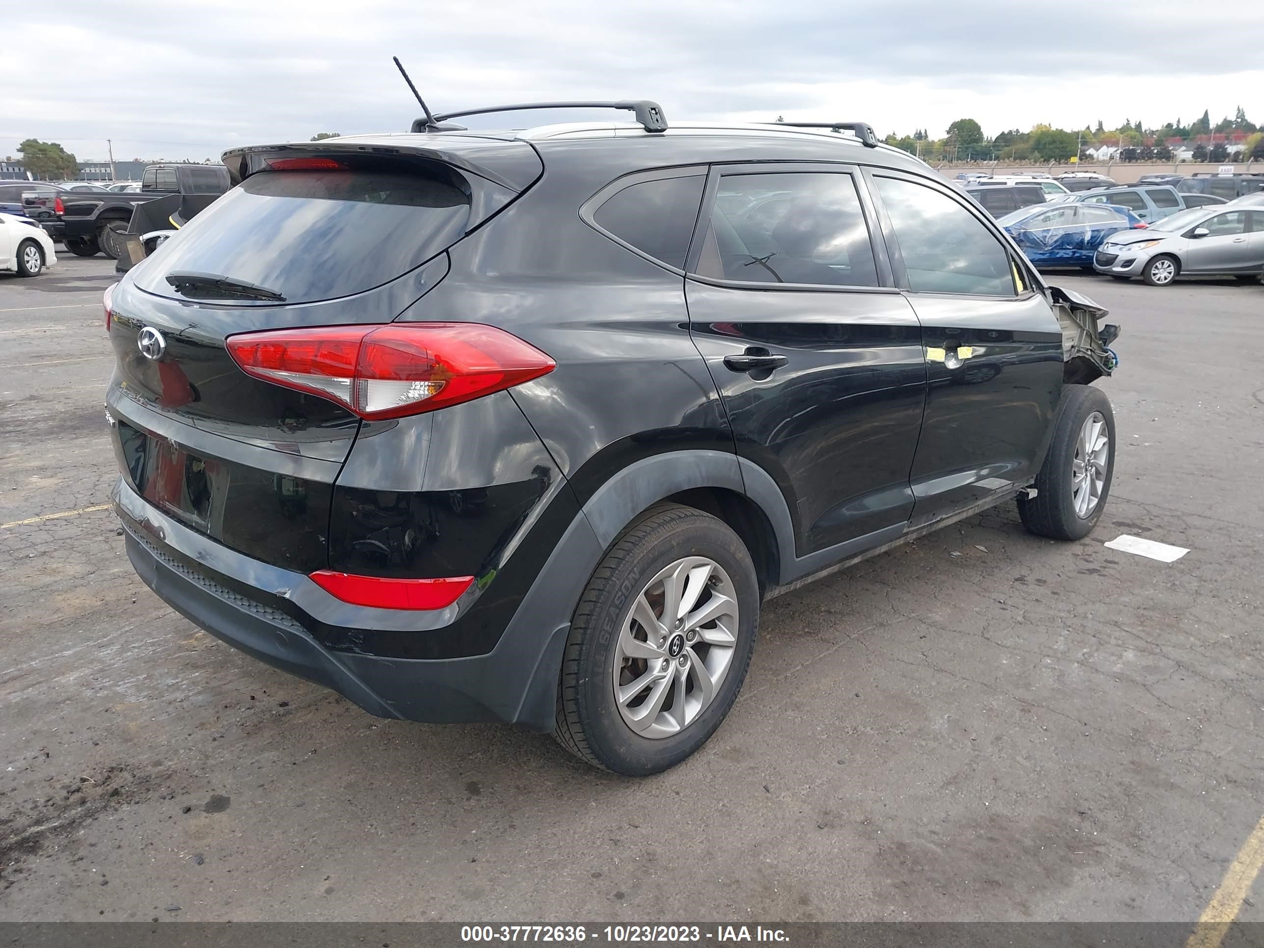 Photo 3 VIN: KM8J33A40GU056100 - HYUNDAI TUCSON 