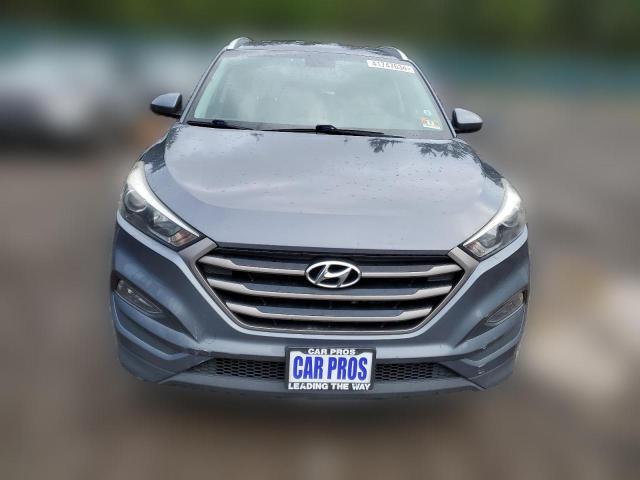 Photo 4 VIN: KM8J33A40GU128168 - HYUNDAI TUCSON 