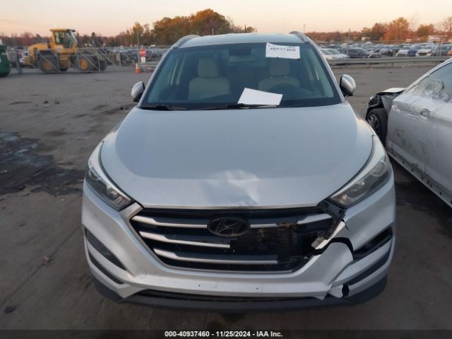 Photo 5 VIN: KM8J33A40HU279884 - HYUNDAI TUCSON 