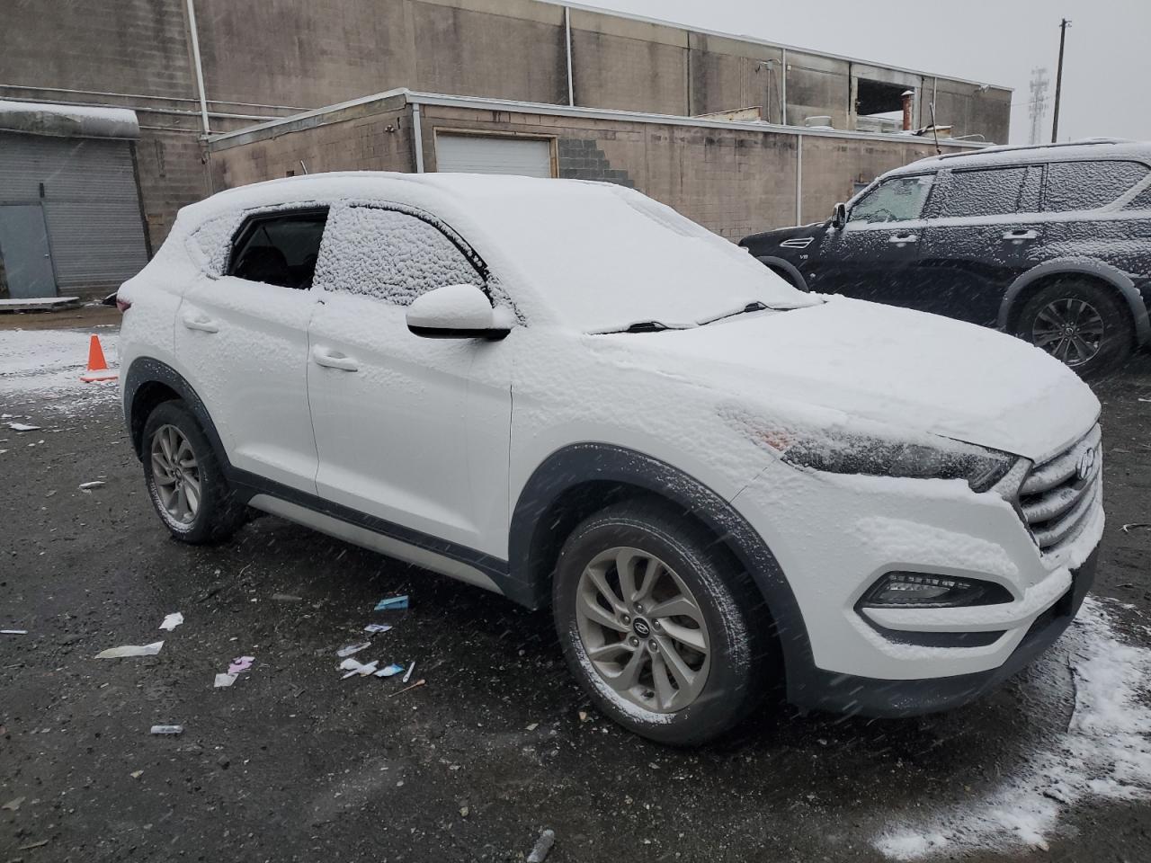 Photo 3 VIN: KM8J33A40HU413633 - HYUNDAI TUCSON 