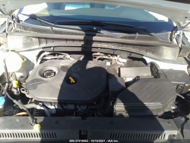 Photo 9 VIN: KM8J33A40JU641895 - HYUNDAI TUCSON 