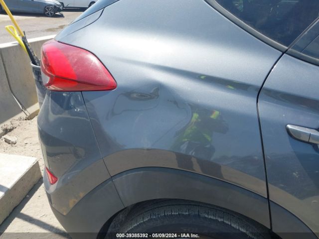 Photo 5 VIN: KM8J33A40JU678428 - HYUNDAI TUCSON 