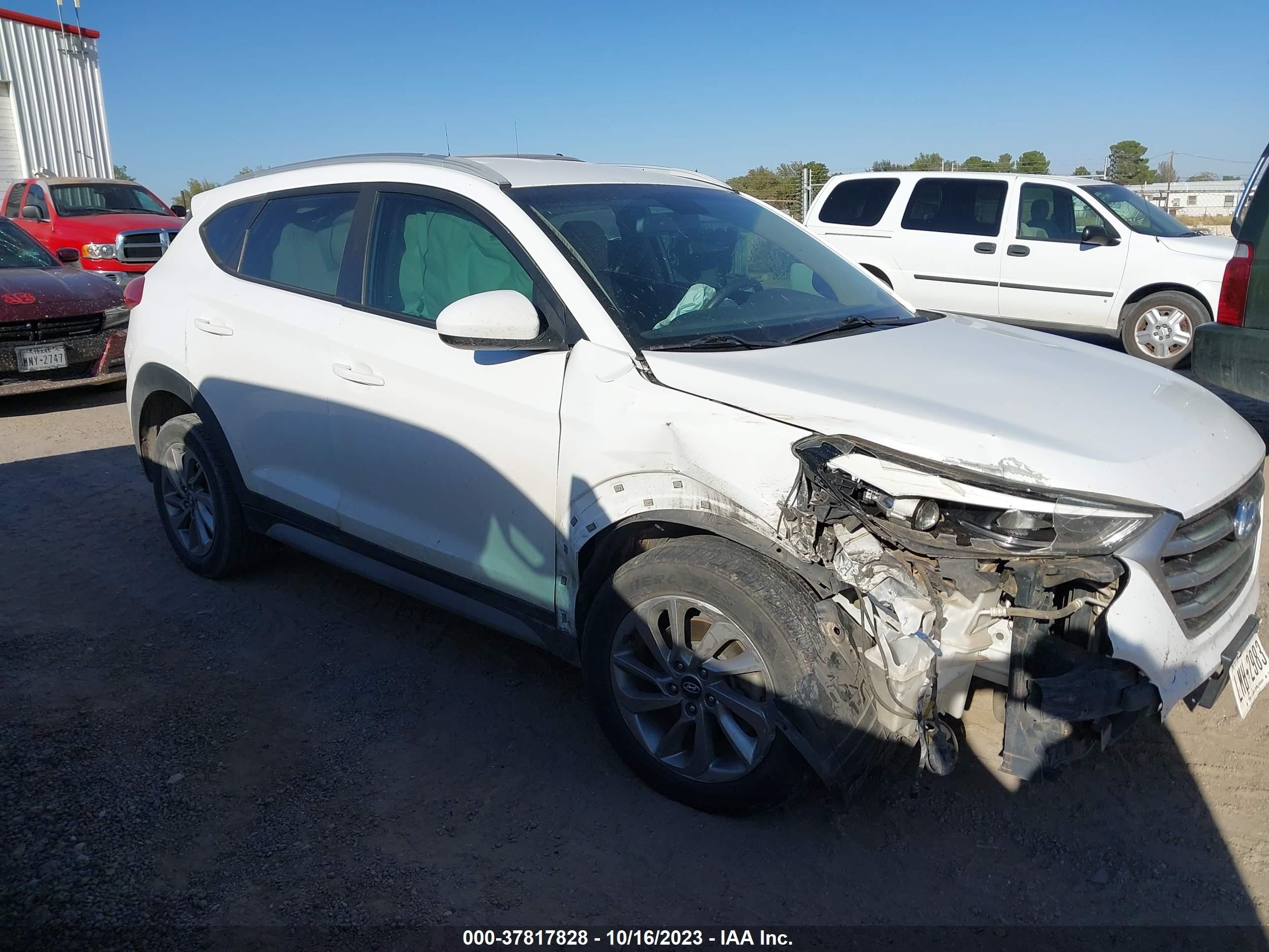 Photo 13 VIN: KM8J33A40JU739163 - HYUNDAI TUCSON 