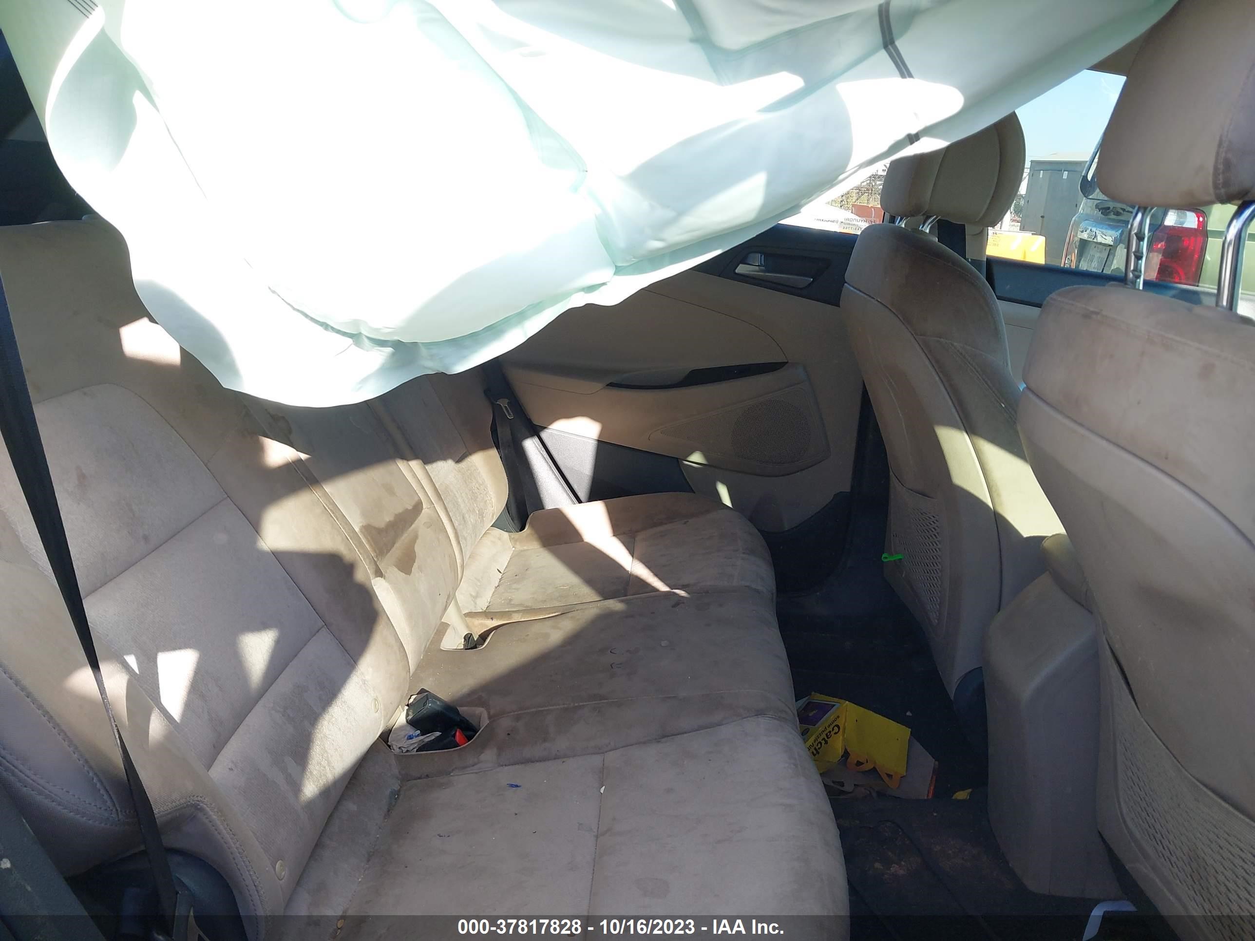 Photo 7 VIN: KM8J33A40JU739163 - HYUNDAI TUCSON 