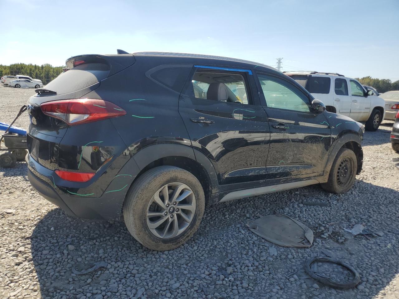 Photo 2 VIN: KM8J33A40JU748011 - HYUNDAI TUCSON 