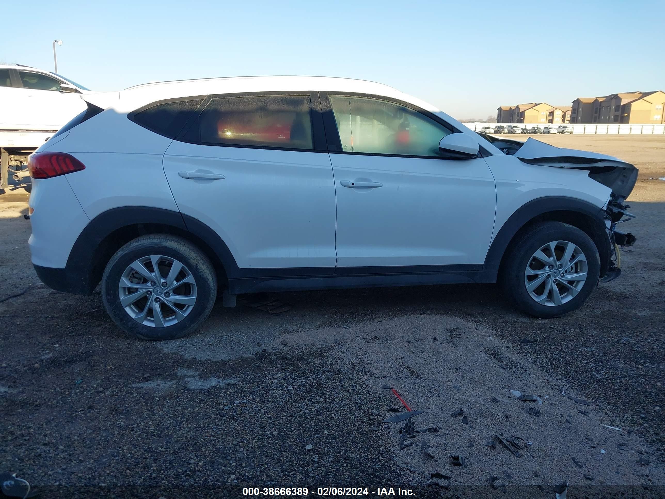 Photo 12 VIN: KM8J33A40MU366680 - HYUNDAI TUCSON 