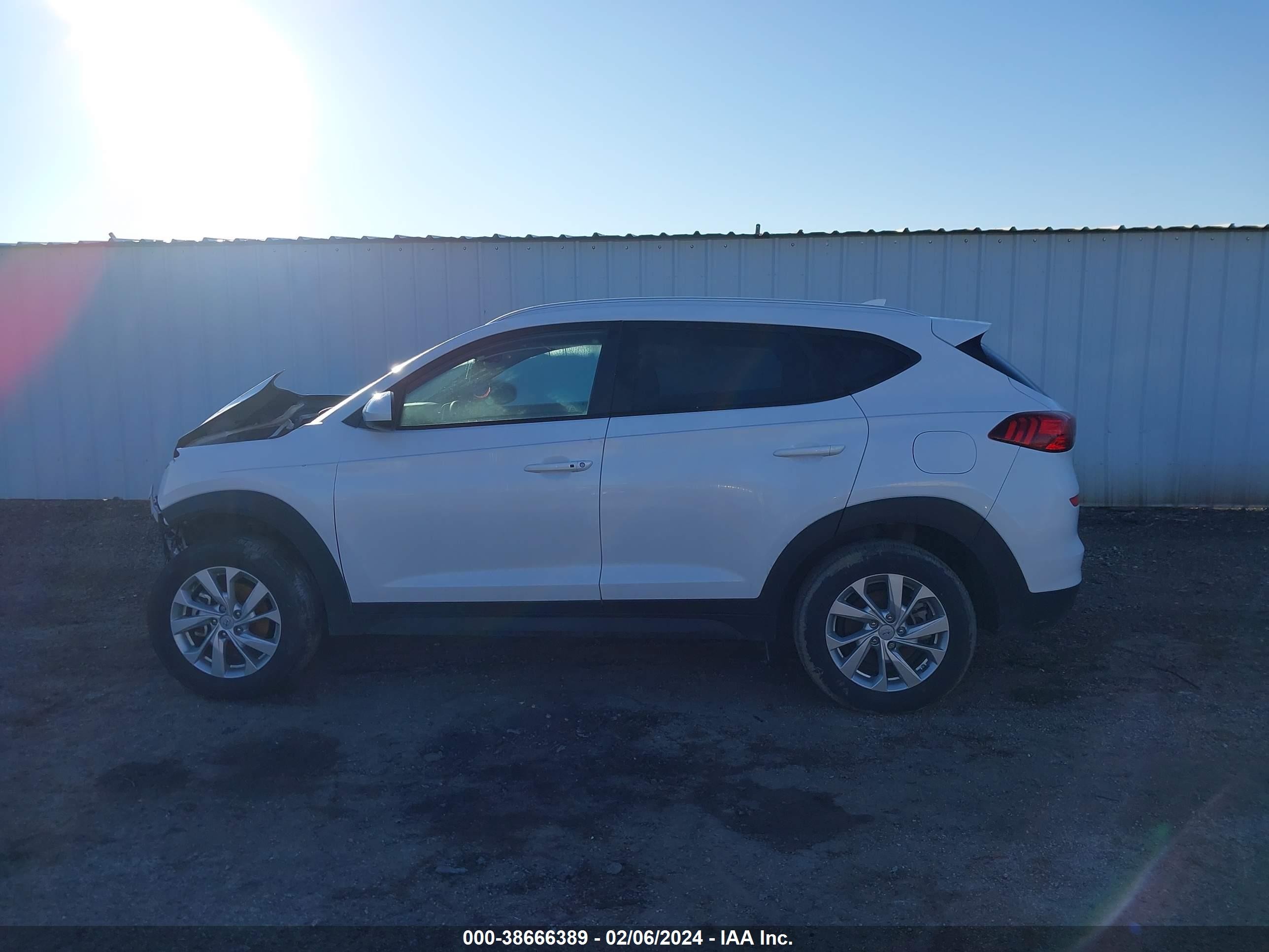 Photo 13 VIN: KM8J33A40MU366680 - HYUNDAI TUCSON 