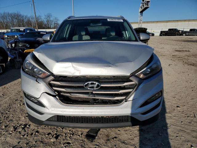 Photo 4 VIN: KM8J33A41GU082866 - HYUNDAI TUCSON LIM 