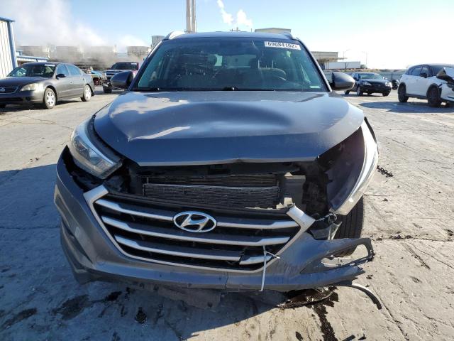 Photo 4 VIN: KM8J33A41HU261085 - HYUNDAI TUCSON LIM 