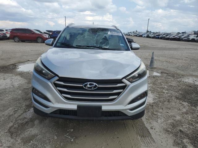 Photo 4 VIN: KM8J33A41HU344189 - HYUNDAI TUCSON LIM 