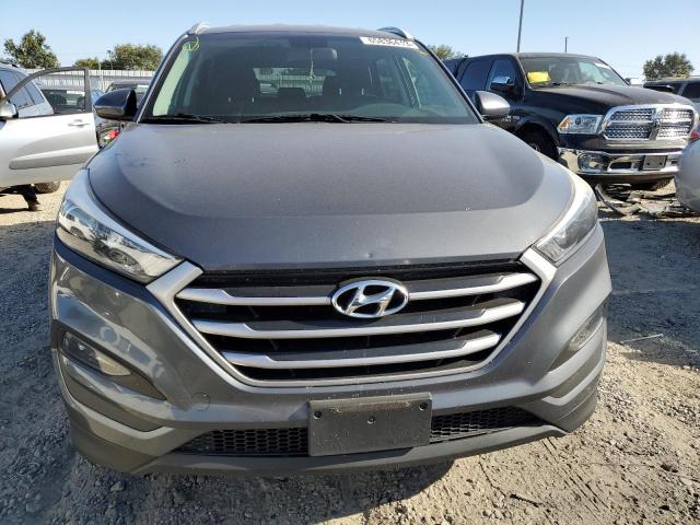 Photo 4 VIN: KM8J33A41HU395255 - HYUNDAI TUCSON LIM 