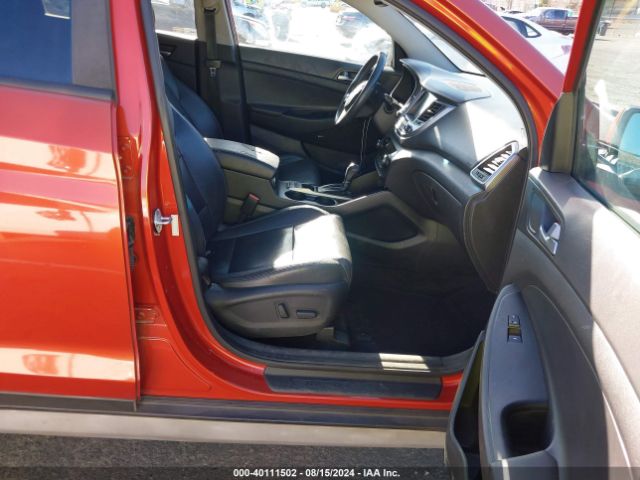 Photo 4 VIN: KM8J33A41HU408439 - HYUNDAI TUCSON 