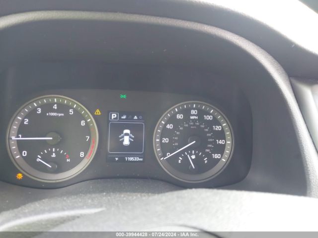 Photo 6 VIN: KM8J33A41JU604452 - HYUNDAI TUCSON 