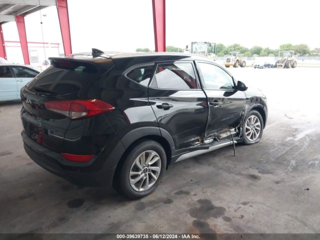 Photo 3 VIN: KM8J33A41JU631750 - HYUNDAI TUCSON 