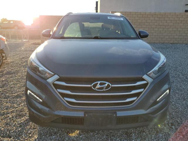 Photo 4 VIN: KM8J33A41JU682861 - HYUNDAI TUCSON SEL 