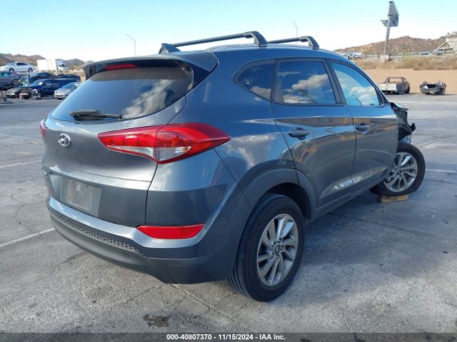 Photo 3 VIN: KM8J33A41JU682908 - HYUNDAI TUCSON 