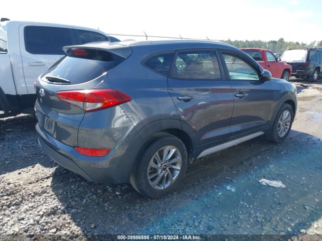 Photo 3 VIN: KM8J33A41JU692838 - HYUNDAI TUCSON 