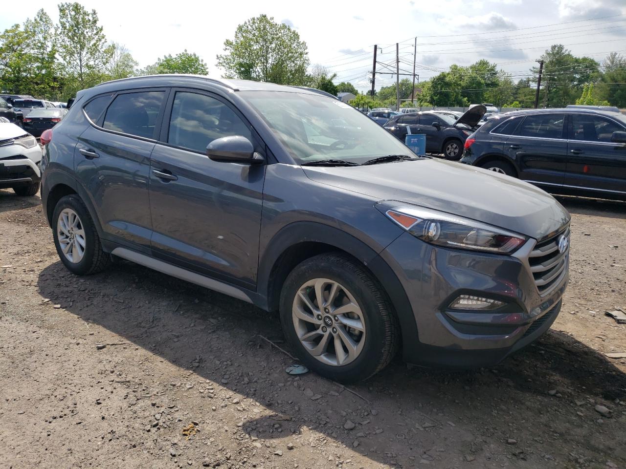 Photo 3 VIN: KM8J33A41JU746462 - HYUNDAI TUCSON 