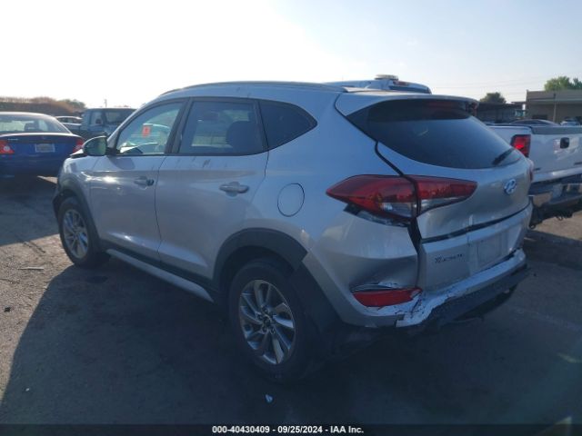 Photo 2 VIN: KM8J33A41JU769336 - HYUNDAI TUCSON 