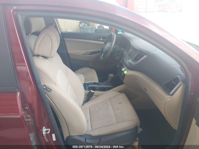 Photo 4 VIN: KM8J33A42GU030551 - HYUNDAI TUCSON 