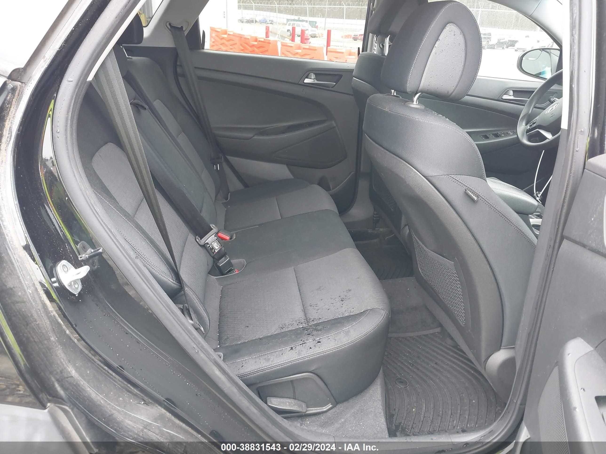 Photo 7 VIN: KM8J33A42GU090541 - HYUNDAI TUCSON 