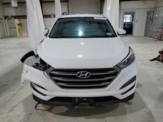 Photo 4 VIN: KM8J33A42GU110867 - HYUNDAI TUCSON LIM 