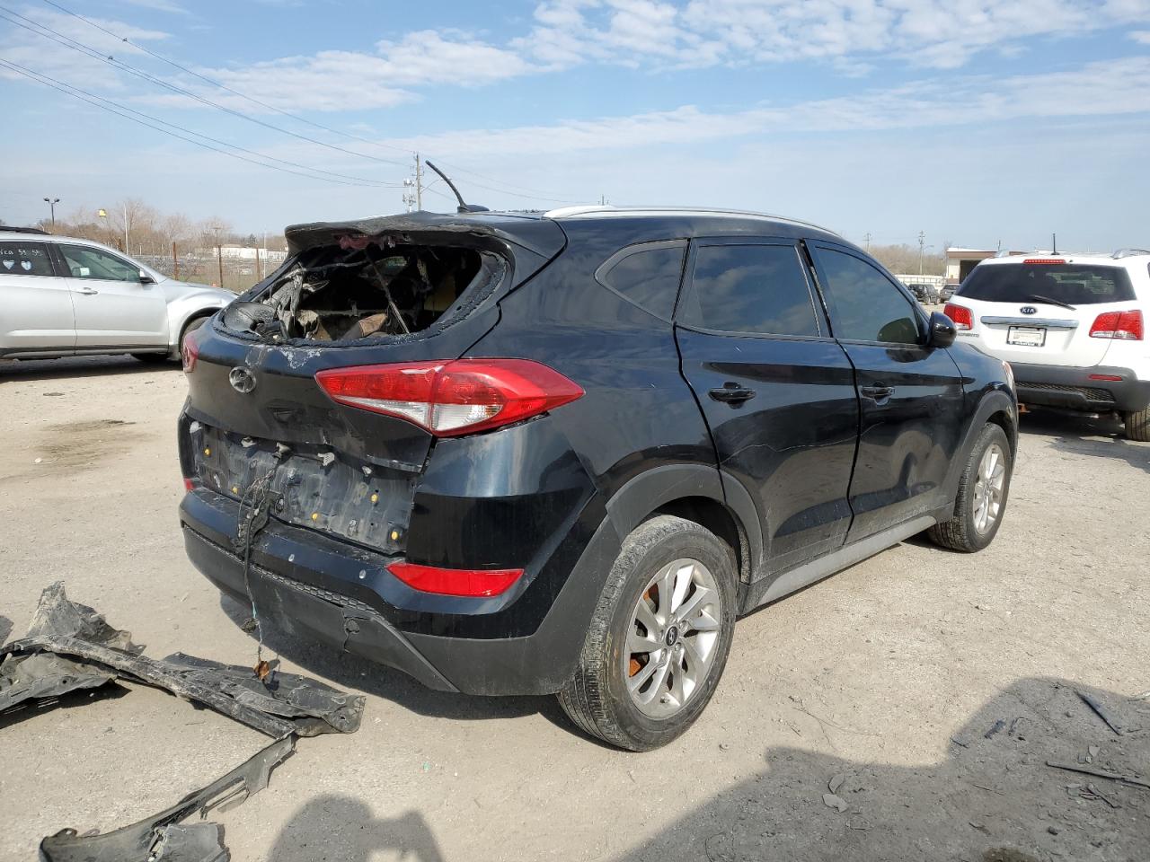 Photo 2 VIN: KM8J33A42HU452336 - HYUNDAI TUCSON 