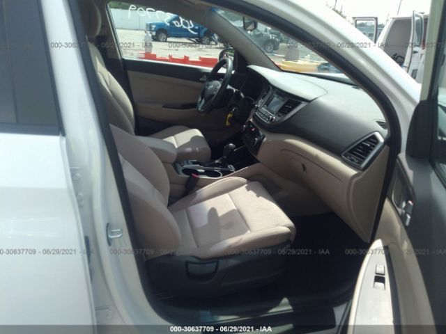 Photo 4 VIN: KM8J33A42HU453244 - HYUNDAI TUCSON 